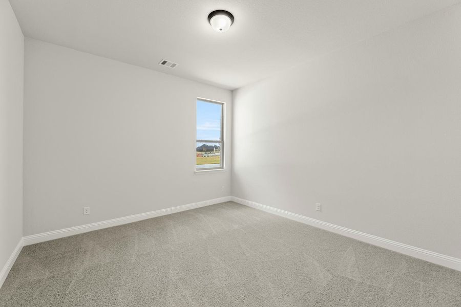 Spacious, unfurnished interior of a new home in Berkshire Estates, Mesquite (Image 20).