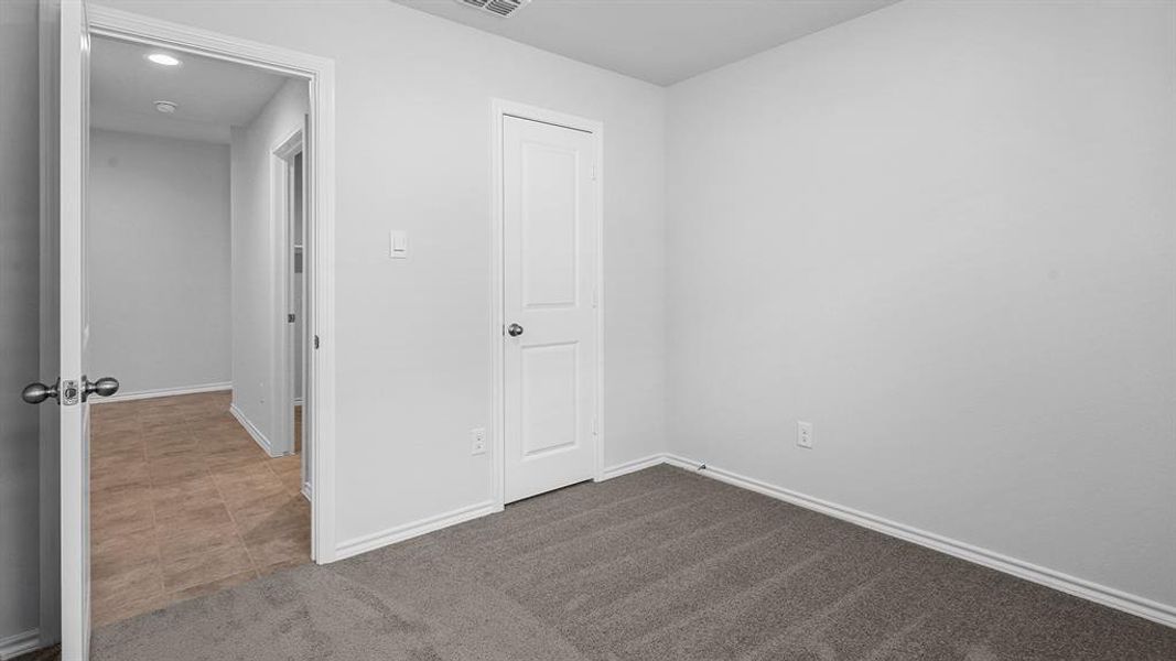 Spacious, unfurnished interior of a new home in , Fort Worth (Image 22).