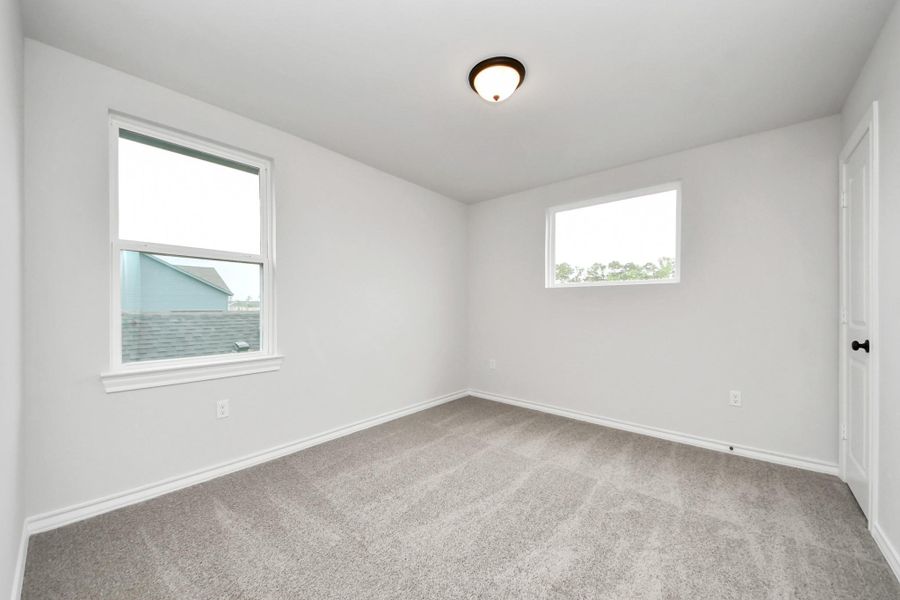 Spacious, unfurnished interior of a new home in The Enclave at Spring Branch, Montgomery (Image 41).