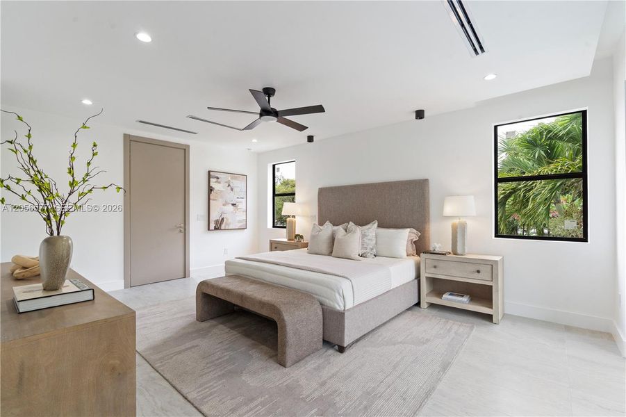 Furnished interior view inside a new home in , Fort Lauderdale (Image 6). Furnished interior view inside a new home in , Fort Lauderdale (Image 6).