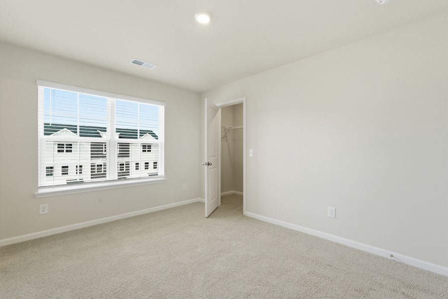 Spacious, unfurnished interior of a new home in Liberty Village, Flemington (Image 22).