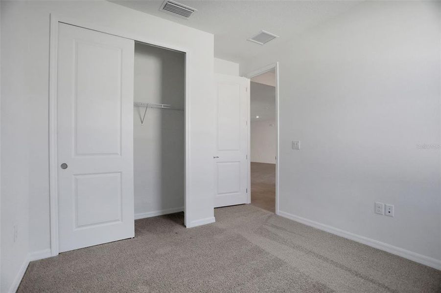 Spacious, unfurnished interior of a new home in Angeline, Land O' Lakes (Image 19).