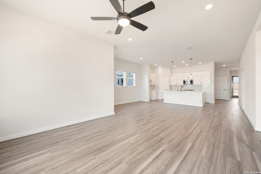 Spacious, unfurnished interior of a new home in Mayfair - Select Classic Series, New Braunfels (Image 12).
