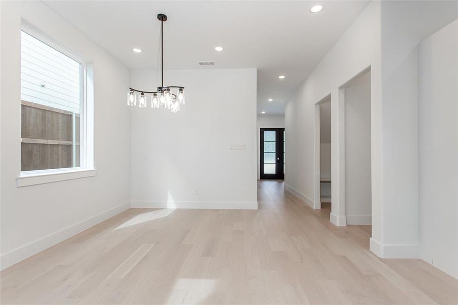 Spacious, unfurnished interior of a new home in , Dallas (Image 39).