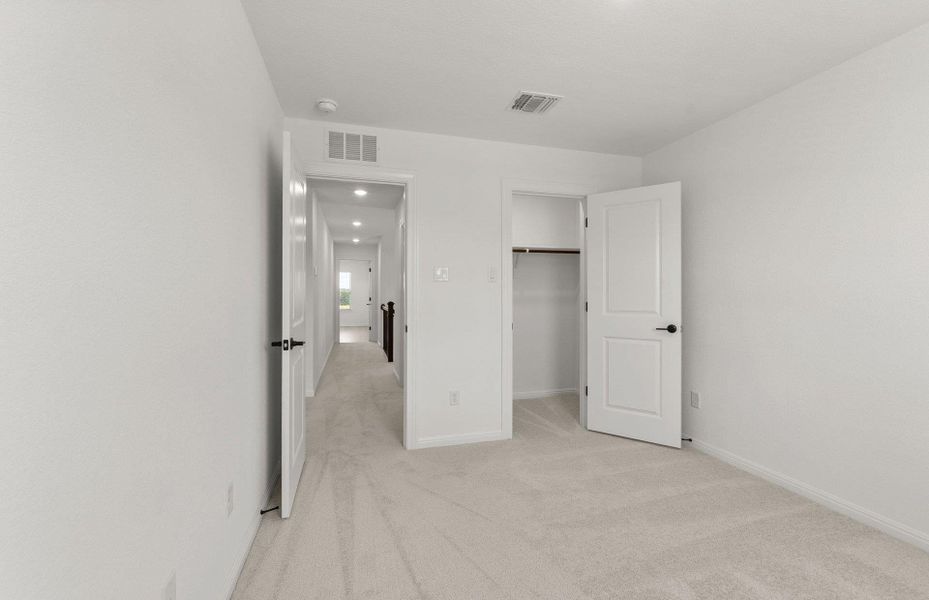 Spacious, unfurnished interior of a new home in Horizon Lake, Leander (Image 20). Spacious, unfurnished interior of a new home in Horizon Lake, Leander (Image 20).