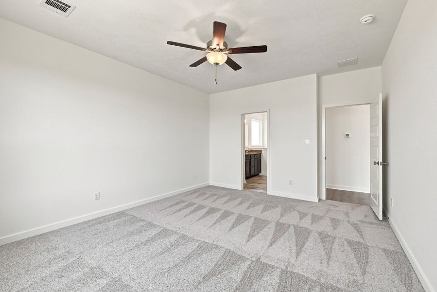 Spacious, unfurnished interior of a new home in Pleasant Hill, Bryan (Image 8). Spacious, unfurnished interior of a new home in Pleasant Hill, Bryan (Image 8).