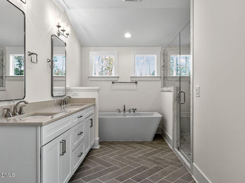 027-1280x960-bathroom 027-1280x960-bathroom