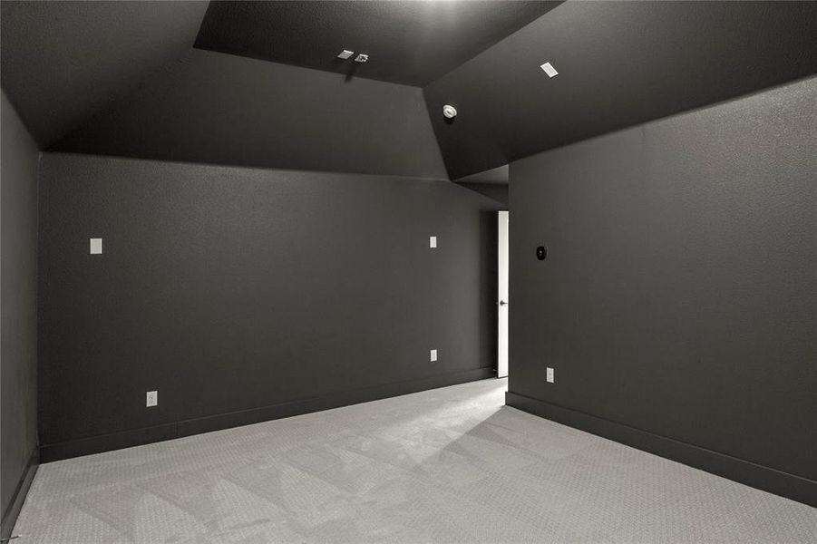 Spacious, unfurnished interior of a new home in Villages of Creekwood, Frisco (Image 18).