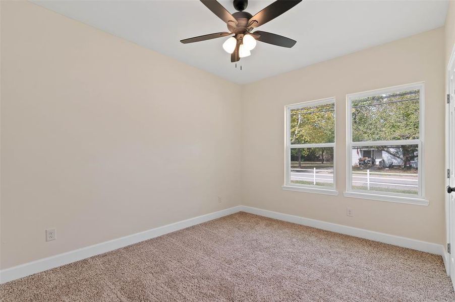 Spacious, unfurnished interior of a new home in , Gainesville (Image 10).