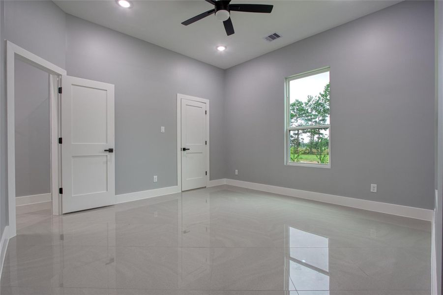 Spacious, unfurnished interior of a new home in , Plantersville (Image 31).