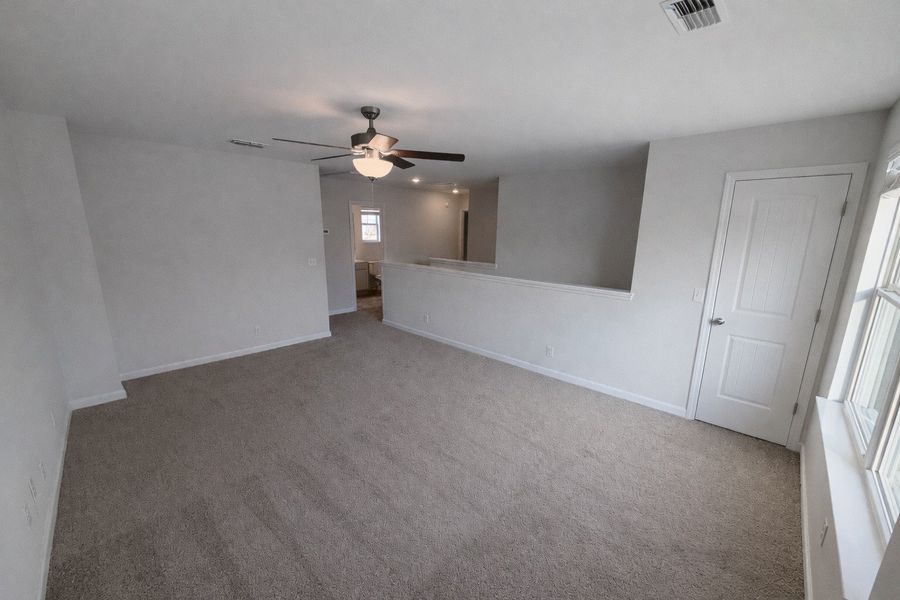 Spacious, unfurnished interior of a new home in Salem Landing, Rockvale (Image 12).