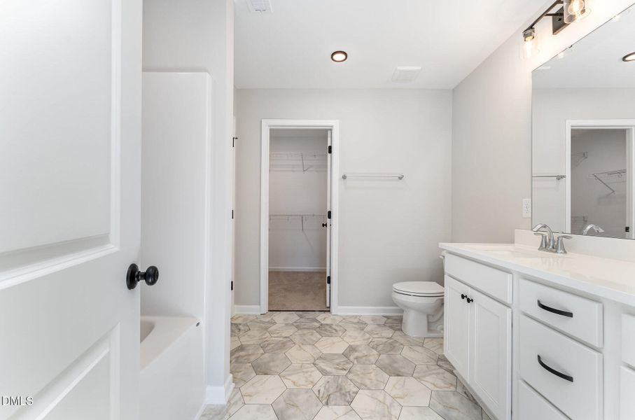 025_dsc08241-edit_768