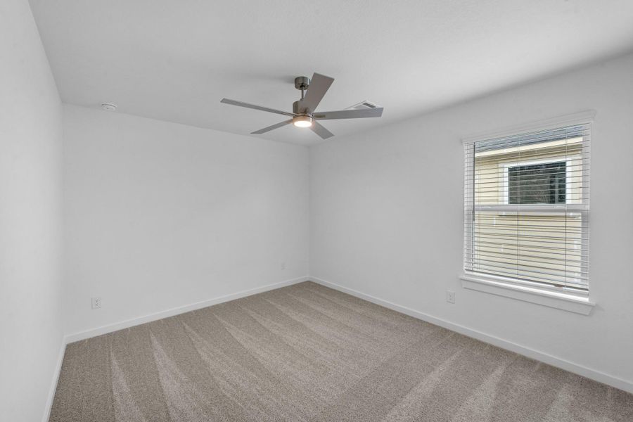 Spacious, unfurnished interior of a new home in Grand Mason Crossing, Katy (Image 27).