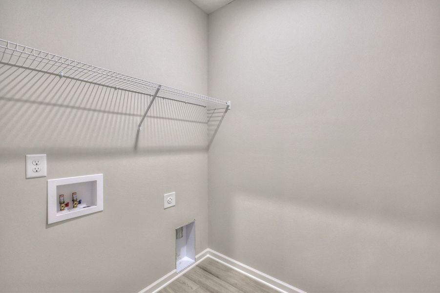 Spacious, unfurnished interior of a new home in Legacy Preserve, Tullahoma (Image 14).