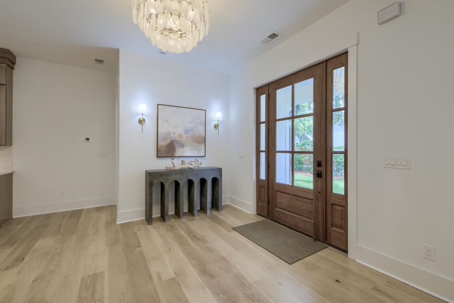 Spacious, unfurnished interior of a new home in , Mount Pleasant (Image 22).