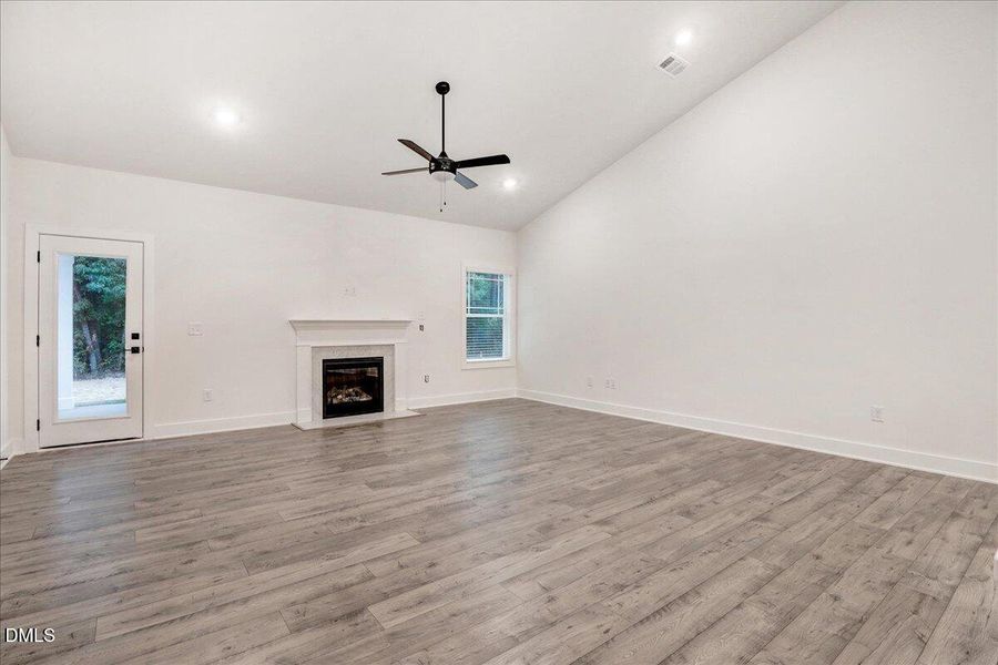Spacious, unfurnished interior of a new home in Kelly Farms, Lillington (Image 18).