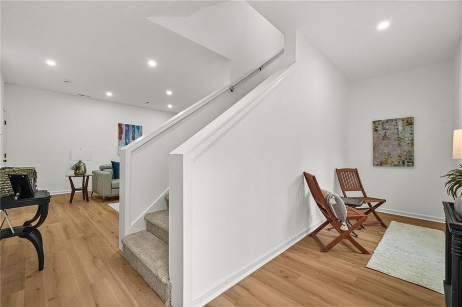 Furnished interior view inside a new home in , Gainesville (Image 11).