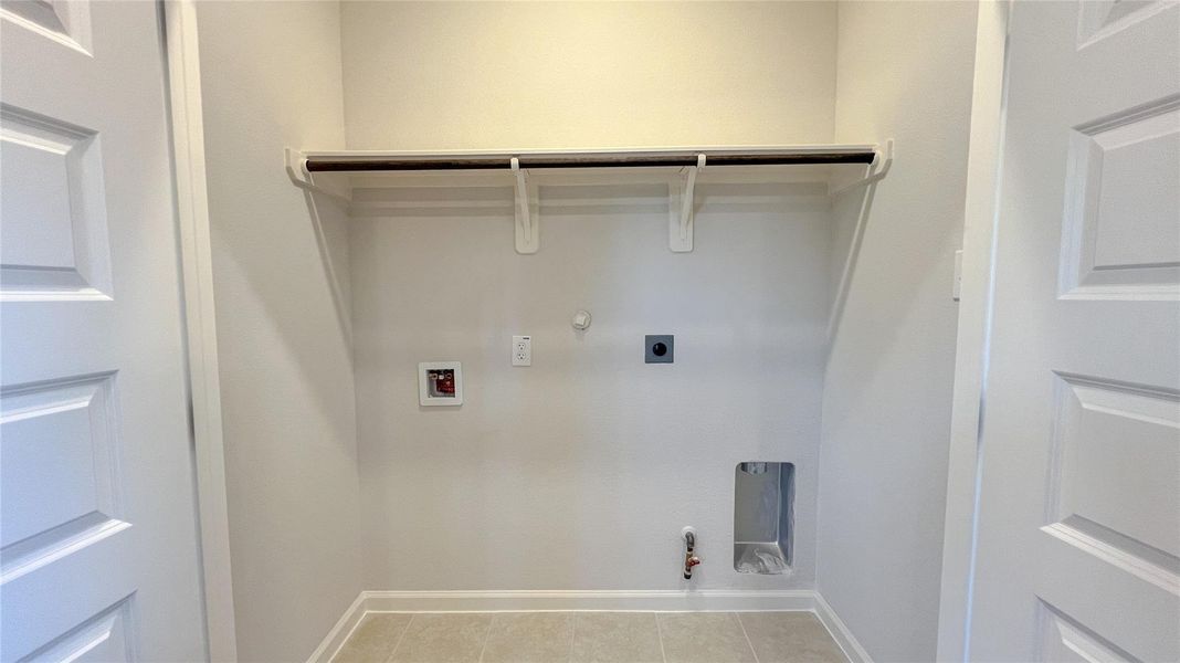 The Blue Jay II- Utility Room