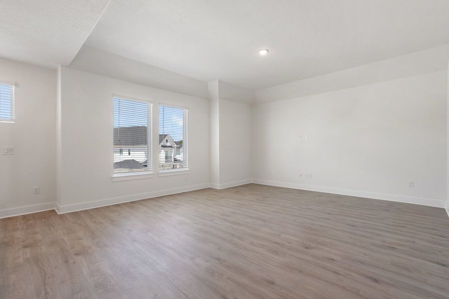 Spacious, unfurnished interior of a new home in Foxfield, Austin (Image 30). Spacious, unfurnished interior of a new home in Foxfield, Austin (Image 30).