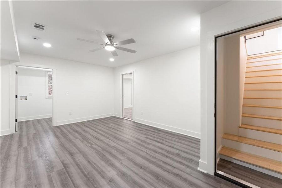 Spacious, unfurnished interior of a new home in , Gainesville (Image 48).