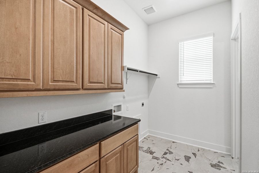 Furnished interior view inside a new home in Prominence Urban, San Antonio (Image 12).