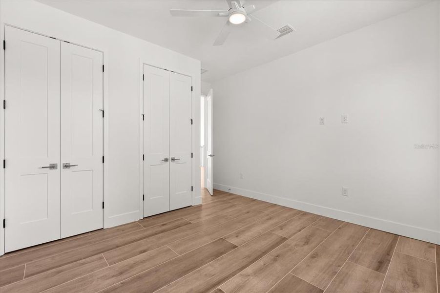 Spacious, unfurnished interior of a new home in , Winter Park (Image 41).