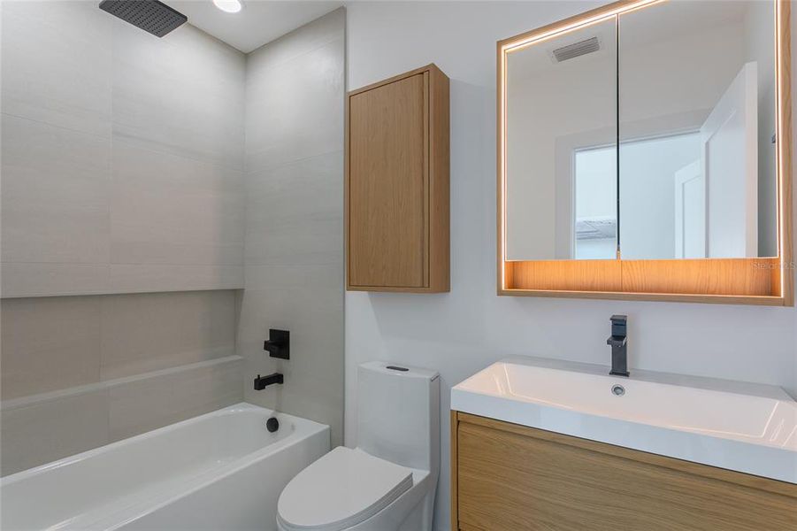 Furnished interior view inside a new home in , St. Petersburg (Image 12).
