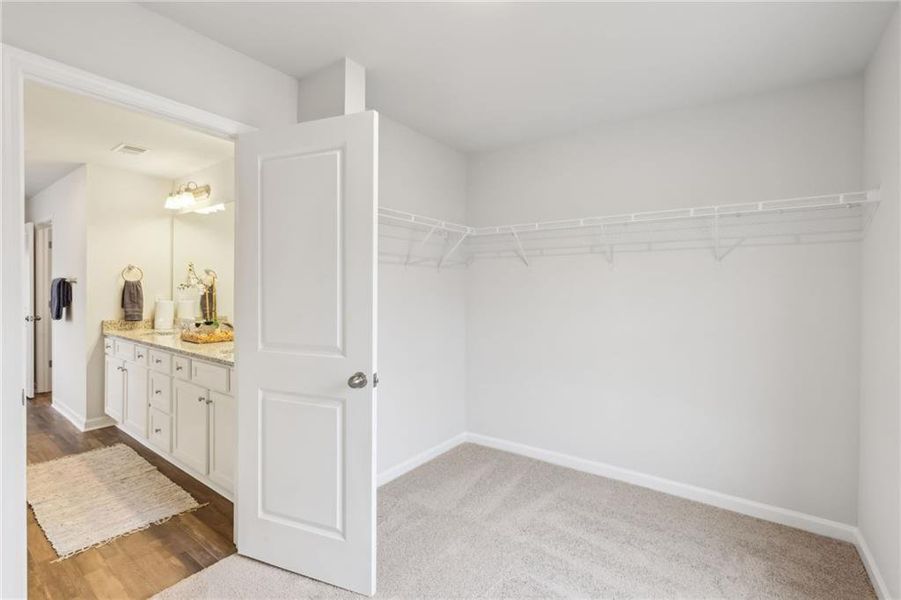 Spacious, unfurnished interior of a new home in Stephen's Landing, Loganville (Image 18).