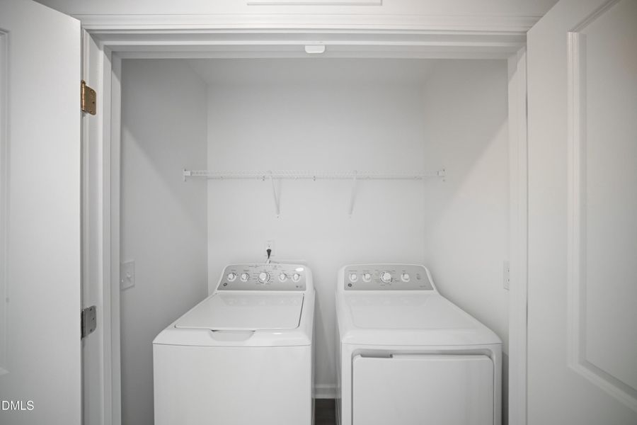 SUN_ElmGrove_Pic_Wyatt_Laundry_1of1 SUN_ElmGrove_Pic_Wyatt_Laundry_1of1