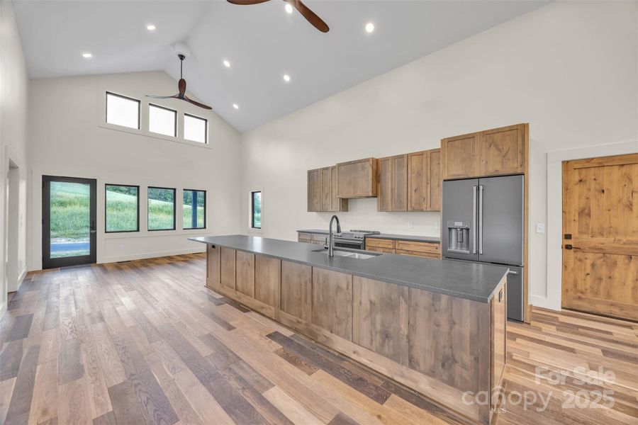 Furnished interior view inside a new home in , Jefferson (Image 12).
