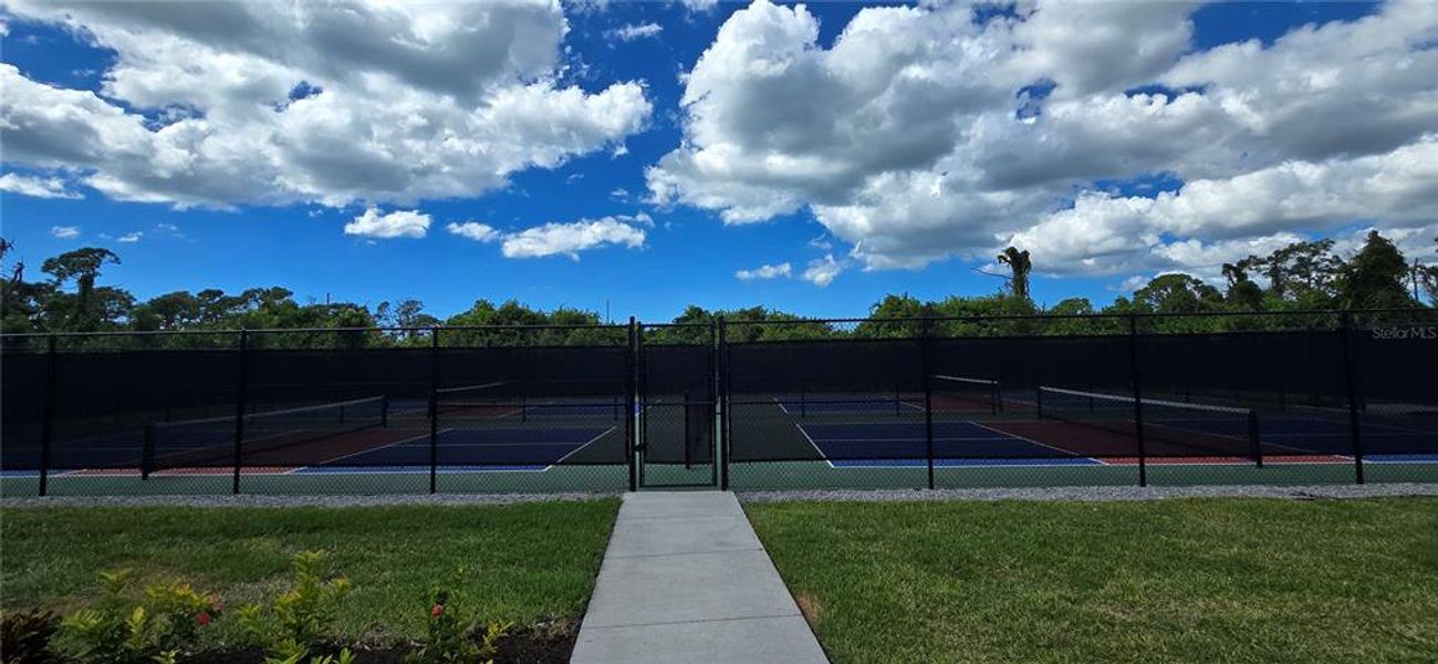 Community amenities in , Englewood (Image 36). Community amenities in , Englewood (Image 36).