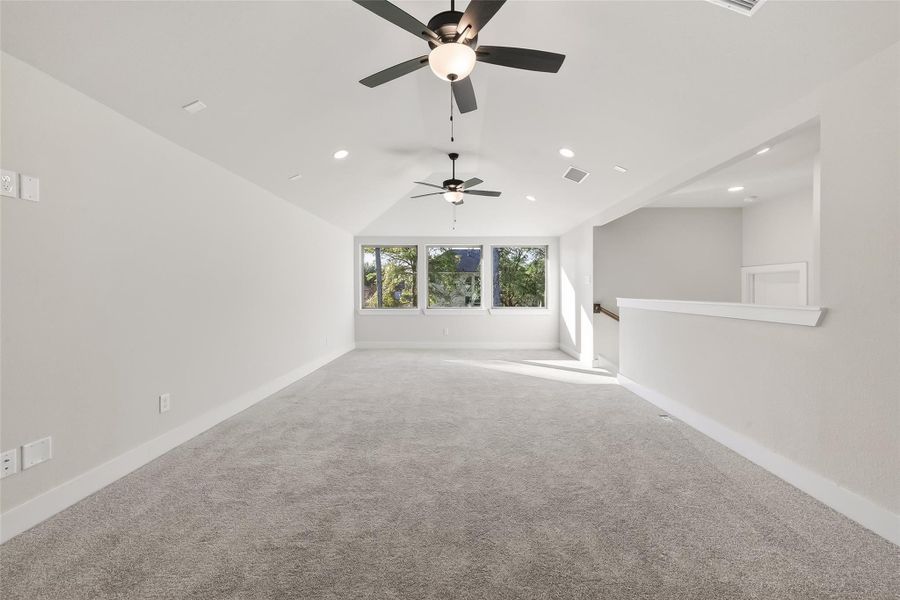 Spacious, unfurnished interior of a new home in Stewart’s Forest, Conroe (Image 42). Spacious, unfurnished interior of a new home in Stewart’s Forest, Conroe (Image 42).