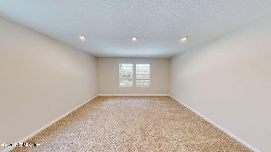 Spacious, unfurnished interior of a new home in Egret Creek, Jacksonville (Image 11).