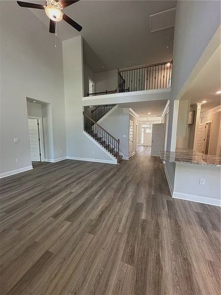 Spacious, unfurnished interior of a new home in Mirror Lake at South Harbour, Villa Rica (Image 21).