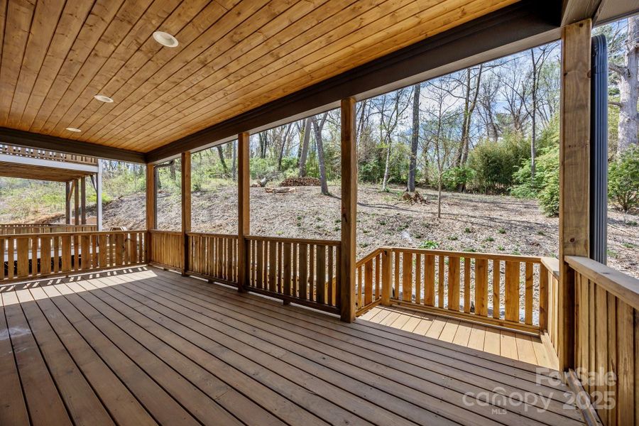 Image 19 of a home in . Image 19 of a home in .