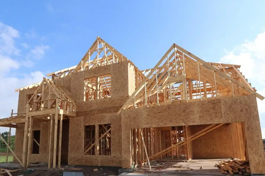 Let us show you how our advanced framing techniques have stood the test of time and allow more insulation for a quieter and more energy efficient home. Let us show you how our advanced framing techniques have stood the test of time and allow more insulation for a quieter and more energy efficient home.