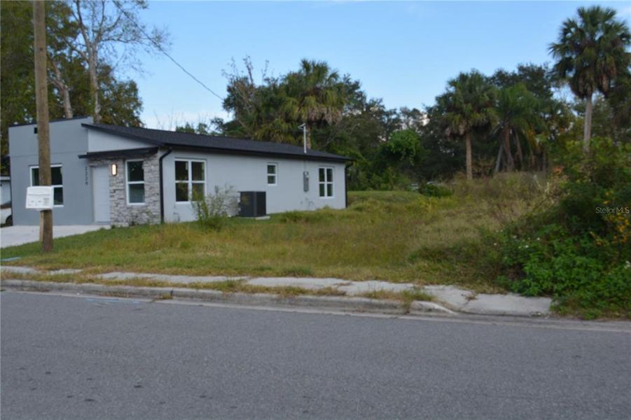 Image 23 of a home in .