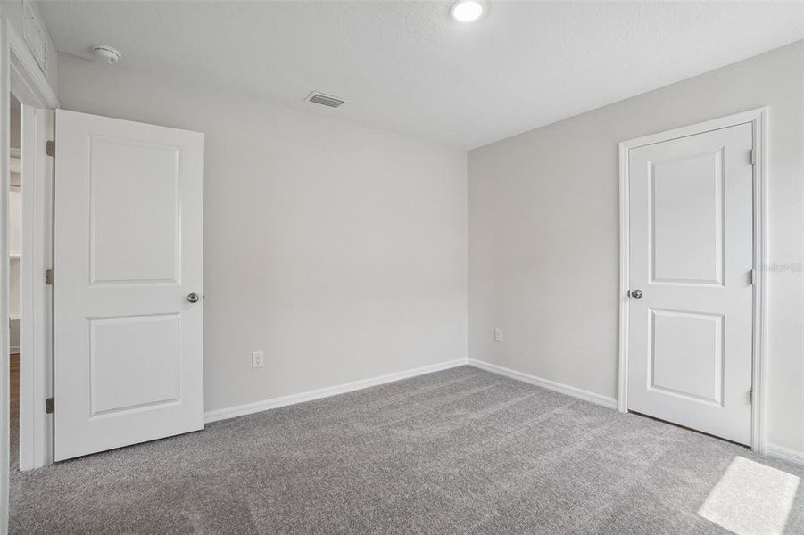 Spacious, unfurnished interior of a new home in Two Rivers, Zephyrhills (Image 30).