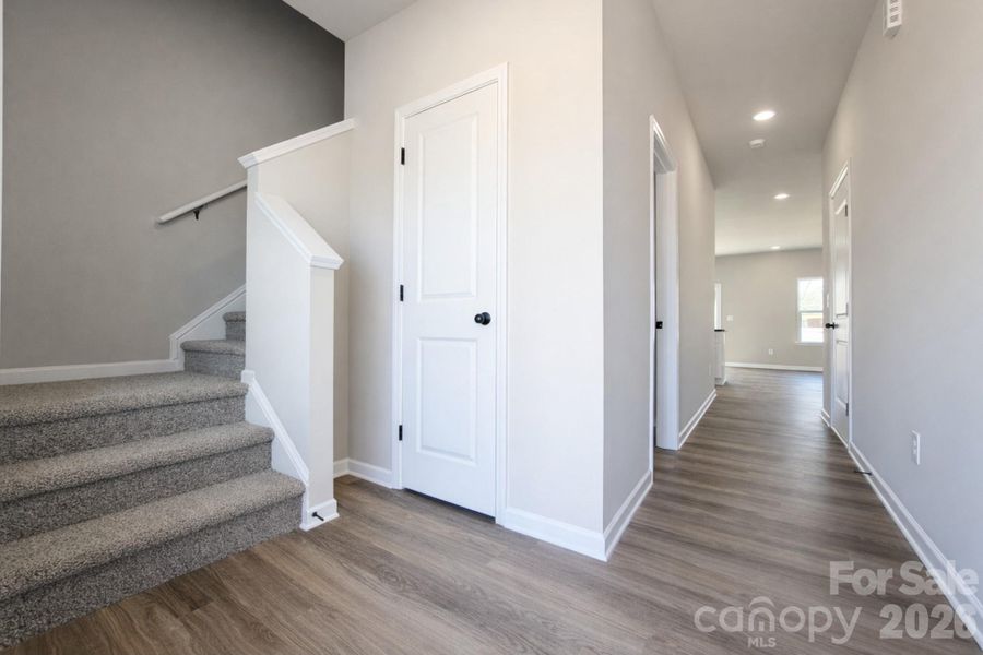 Spacious, unfurnished interior of a new home in , Charlotte (Image 18).