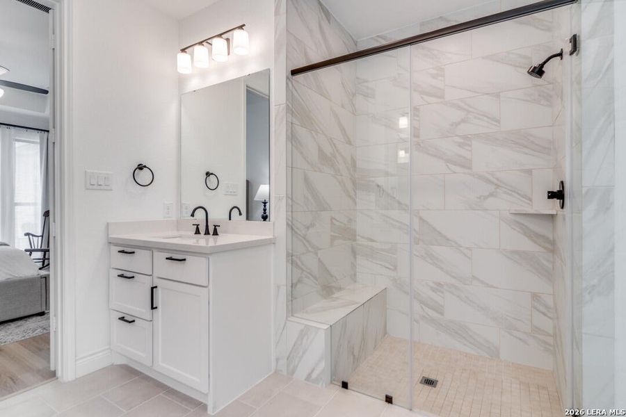 Furnished interior view inside a new home in Ventana Park, Bulverde (Image 15). Furnished interior view inside a new home in Ventana Park, Bulverde (Image 15).