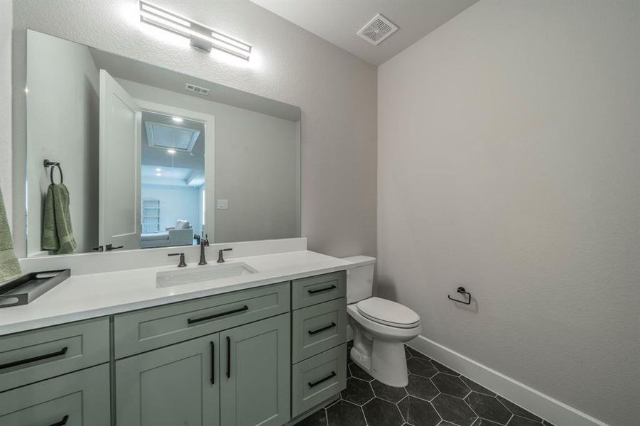 Furnished interior view inside a new home in Hidden Valley 1, Princeton (Image 17).