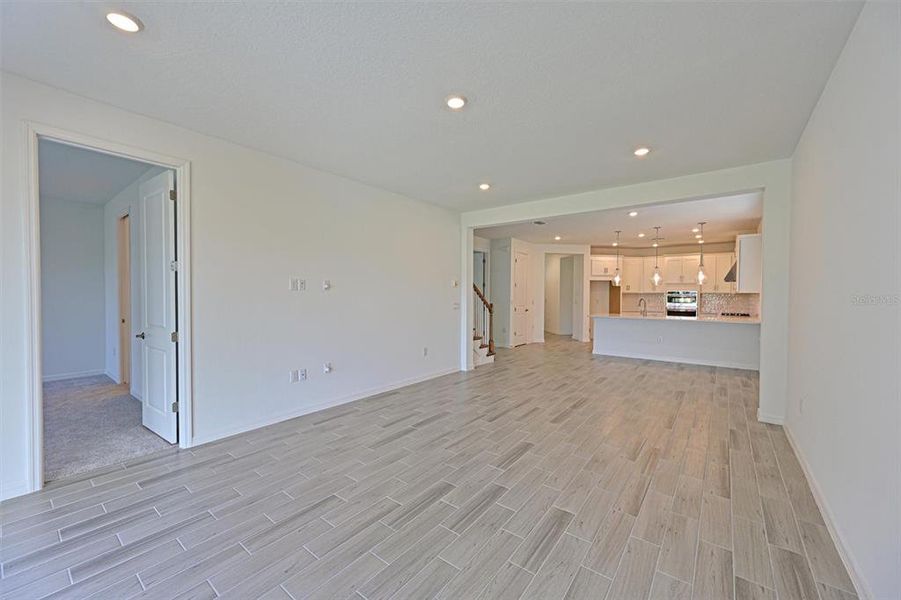 Spacious, unfurnished interior of a new home in , Nokomis (Image 19).