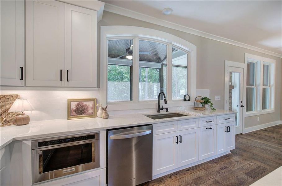 Furnished interior view inside a new home in , Euharlee (Image 14).