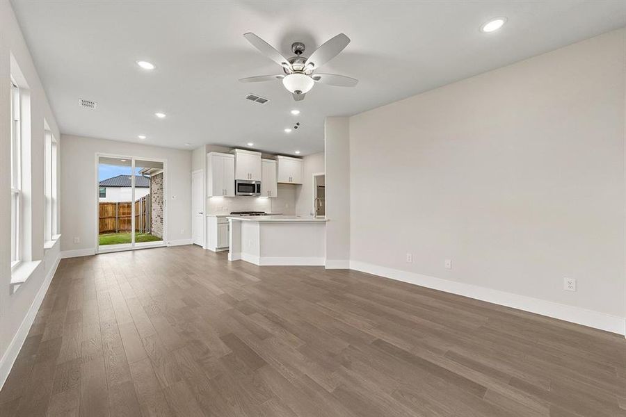 Spacious, unfurnished interior of a new home in Lexington Frisco, Frisco (Image 14).