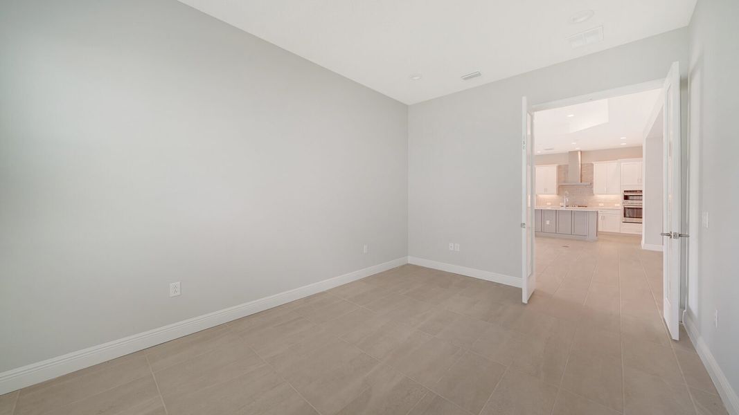 Spacious, unfurnished interior of a new home in Wildleaf at North River Ranch, Parrish (Image 22).
