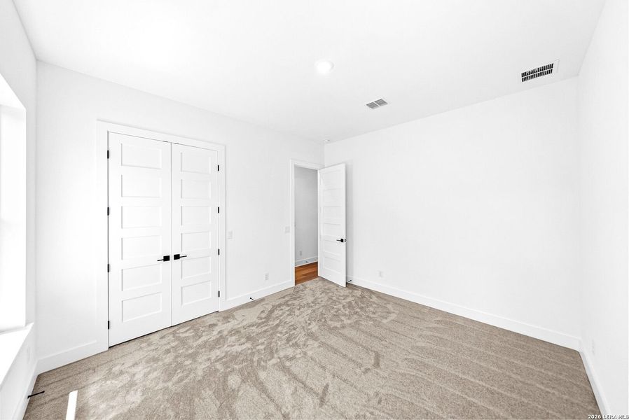 Spacious, unfurnished interior of a new home in , Spring Branch (Image 24).