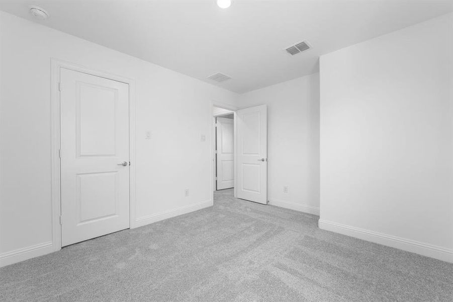 Spacious, unfurnished interior of a new home in North Sky Celina, Celina (Image 30).