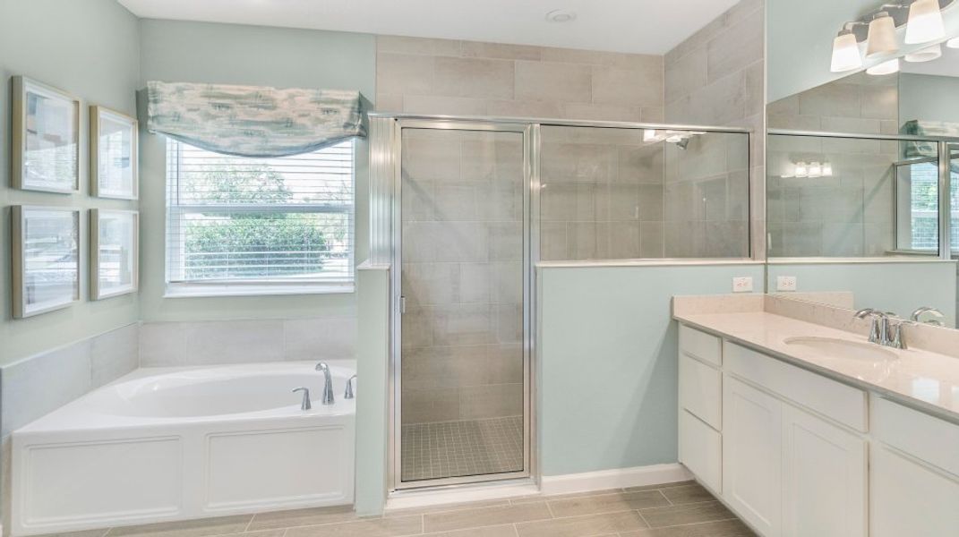 Lennar Jacksonville home Owners Bathroom Lennar Jacksonville home Owners Bathroom