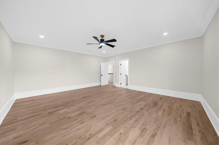 Spacious, unfurnished interior of a new home in , Gainesville (Image 74).