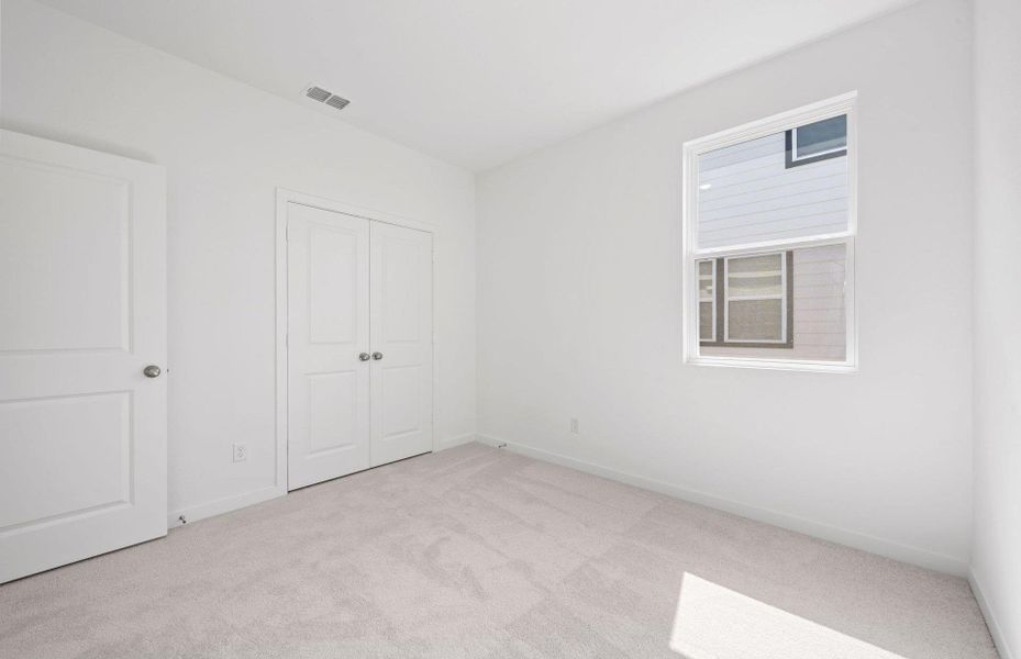 Spacious, unfurnished interior of a new home in Sunfield, Buda (Image 14). Spacious, unfurnished interior of a new home in Sunfield, Buda (Image 14).